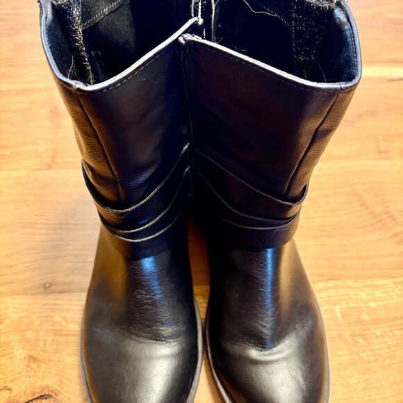 SUN + STONE Stellaa Moto Booties, size 9.5 M, Black, Ankle Boots - Picture 3 of 9